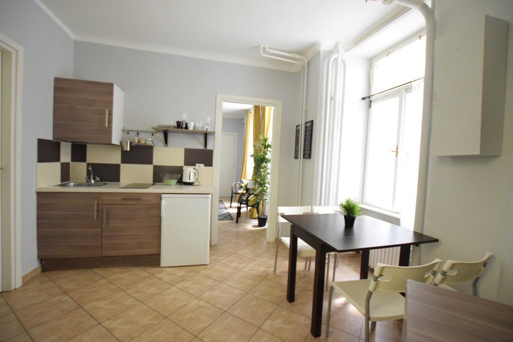 Budget Apartment By Hi5 - Revai Koz บูดาเปสต์ ภายนอก รูปภาพ