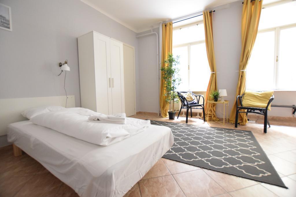 Budget Apartment By Hi5 - Revai Koz บูดาเปสต์ ภายนอก รูปภาพ